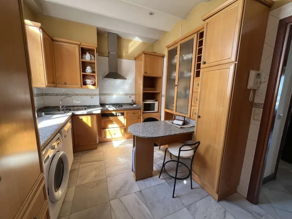 Penthouse z widokiem na port w Maladze — zdjęcie