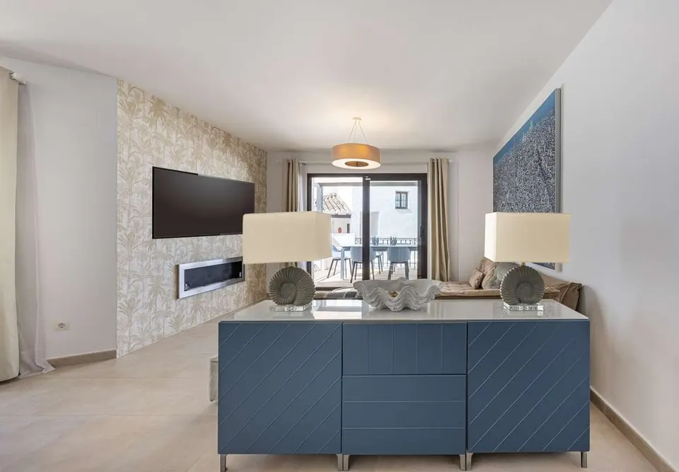 Apartament z tarasem w Marbelli — zdjęcie