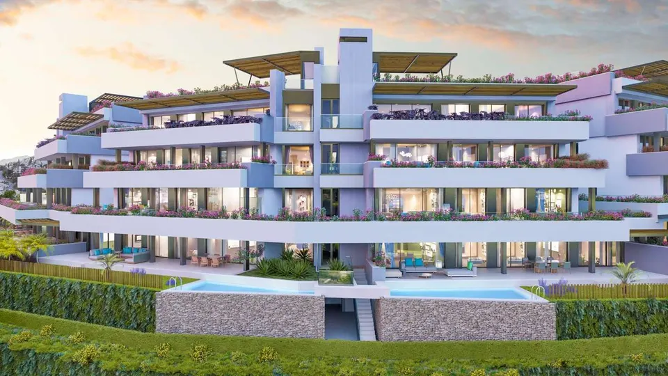 Penthouse z prywatnym basenem w Benahavís — zdjęcie