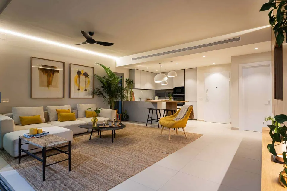 Apartamenty z widokiem na góry w Benalmádena Pueblo — zdjęcie