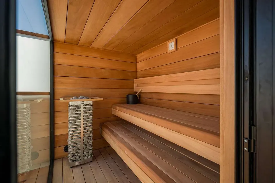 Penthouse przy plaży w Esteponie — zdjęcie