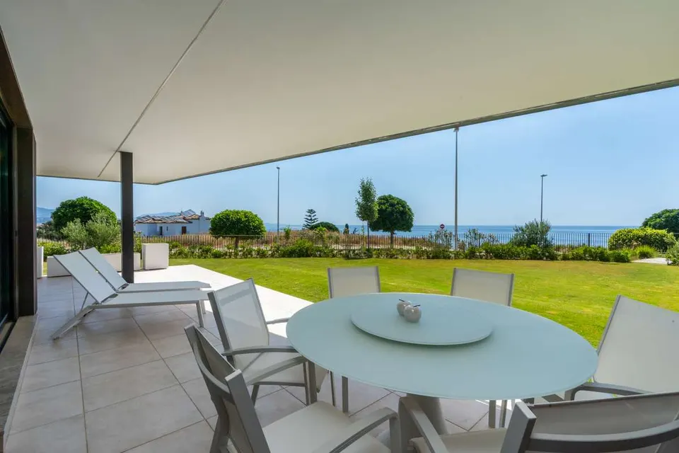 Apartament z widokiem na morze w Casares — zdjęcie