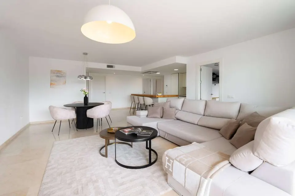 Apartament z widokiem na morze w Marbelli — zdjęcie
