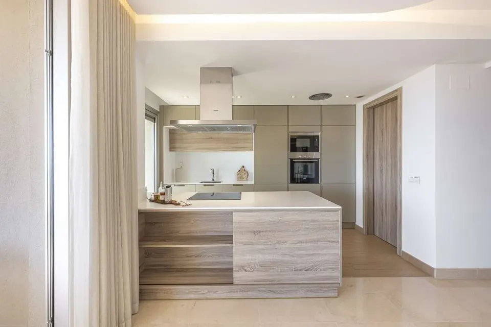 Penthouse dwupoziomowy w Benahavís — zdjęcie 14 z 16