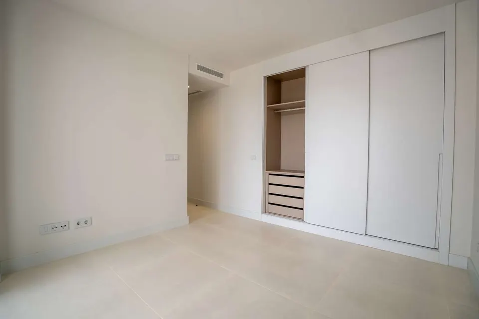 Apartamenty z widokiem na morze w Benalmádena Pueblo — zdjęcie