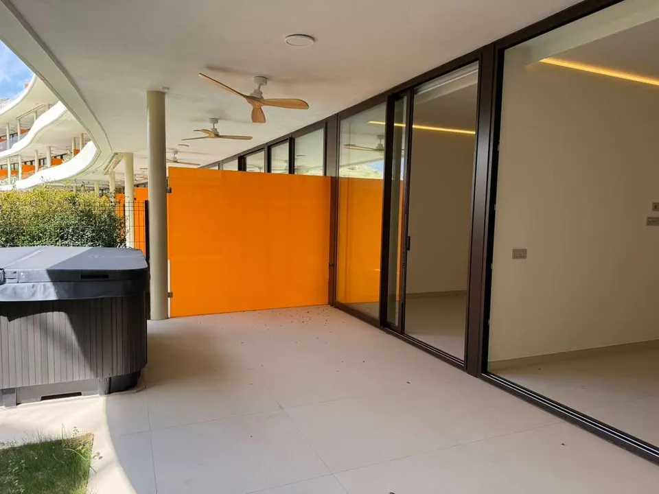 Apartament z ogrodem w Fuengiroli — zdjęcie
