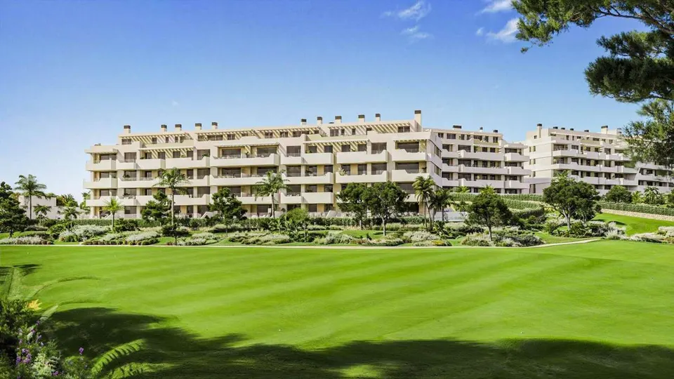Apartament przy polu golfowym w Mijas — zdjęcie
