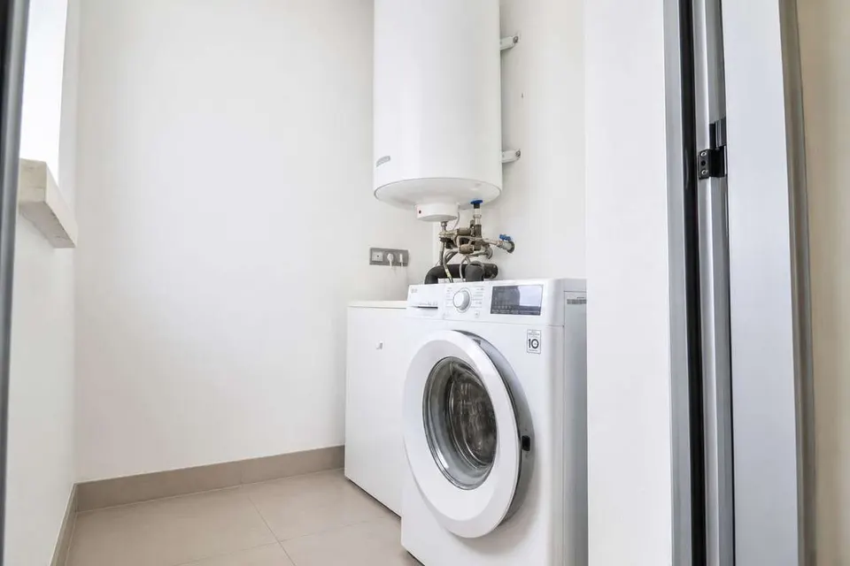 Apartament z widokiem na basen w Marbelli — zdjęcie