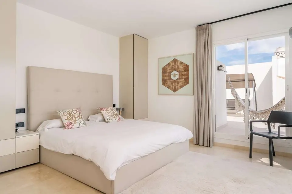 Apartament z widokiem w Benahavis — zdjęcie 14 z 16