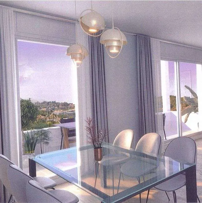 Penthouse z widokiem na góry w Maladze — zdjęcie
