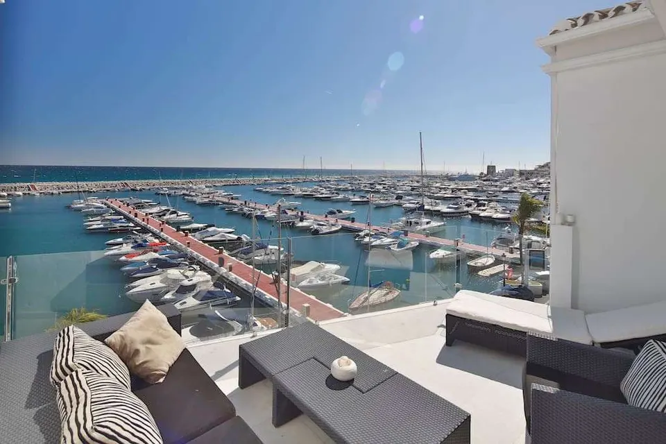 Penthouse z widokiem na morze w Marbelli — zdjęcie