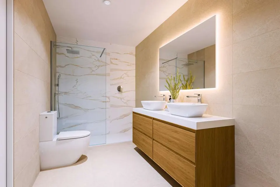 Penthouse z solarium w Esteponie — zdjęcie
