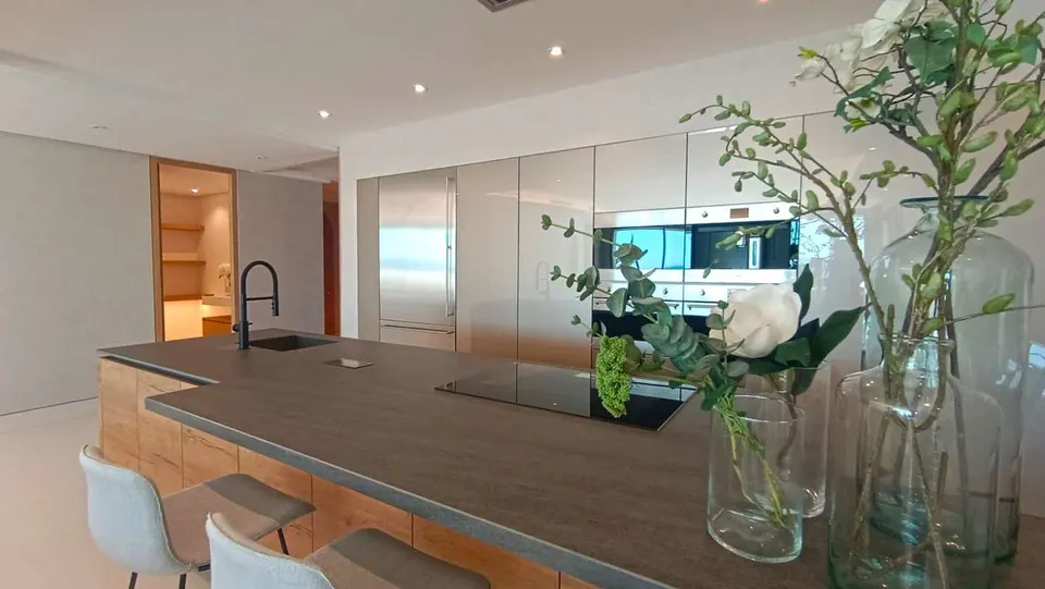 Apartament z widokiem na morze w Marbelli — zdjęcie