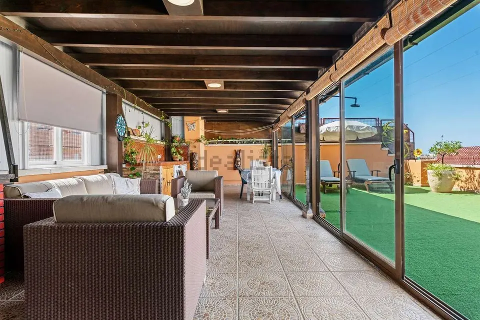 Penthouse z panoramicznym widokiem w Esteponie – zdjęcie 9 z 16