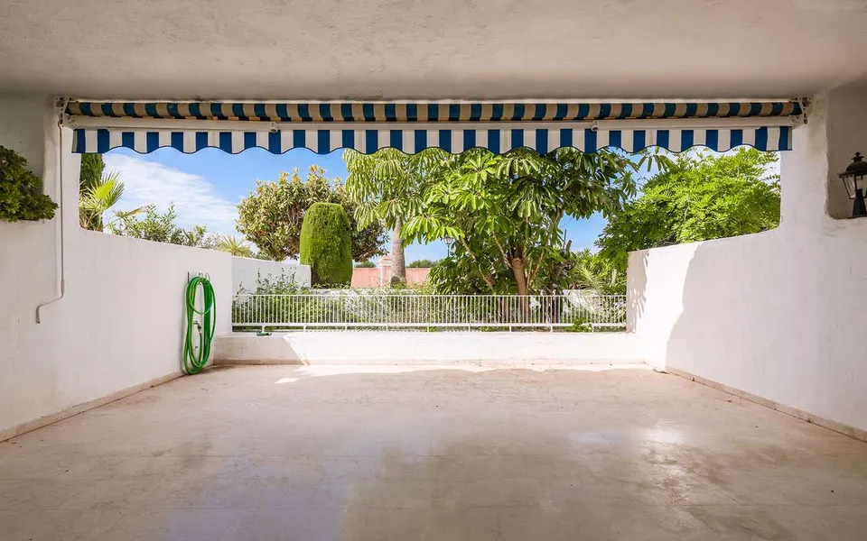 Apartament z basenem w Marbelli — zdjęcie