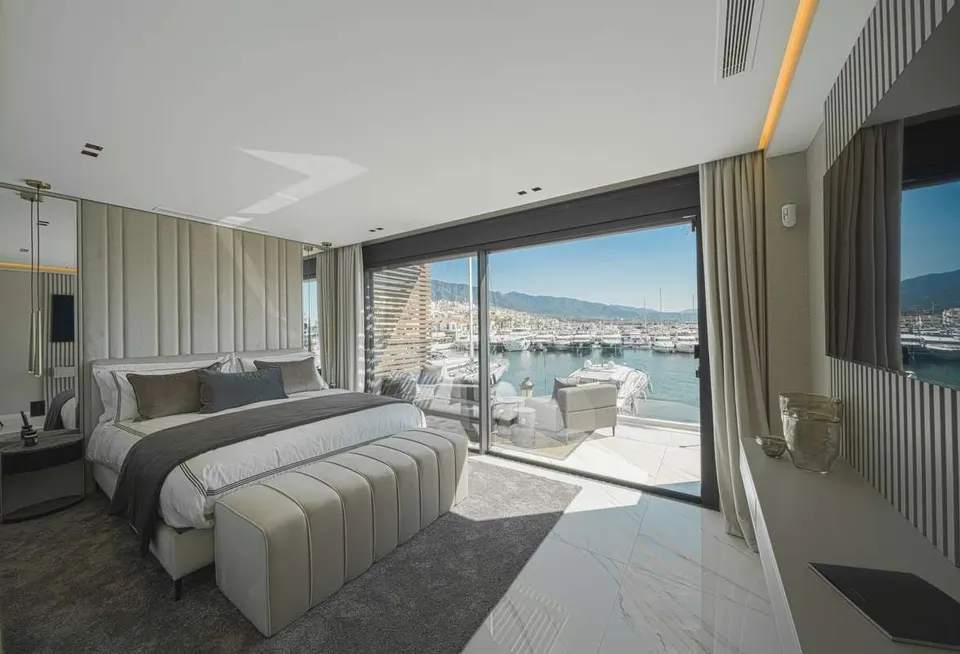 Apartament przy plaży w Marbelli — zdjęcie