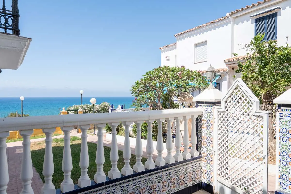 Dom szeregowy blisko plaży w Rincón de la Victoria — Dom szeregowy, Rincón de la Victoria