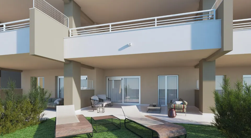 Apartamenty przy polu golfowym w Esteponie — zdjęcie
