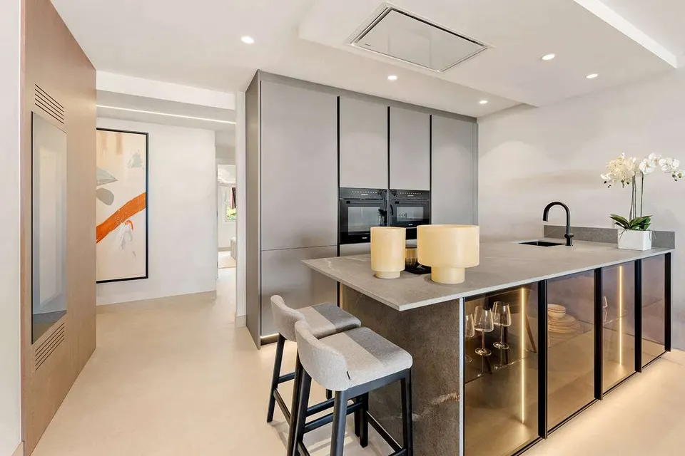 Apartament przy plaży w Esteponie — zdjęcie