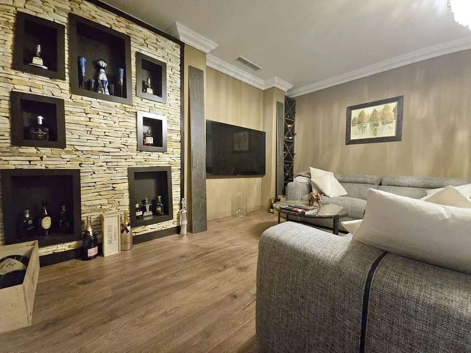 Apartament z 5 sypialniami w Benahavís — zdjęcie