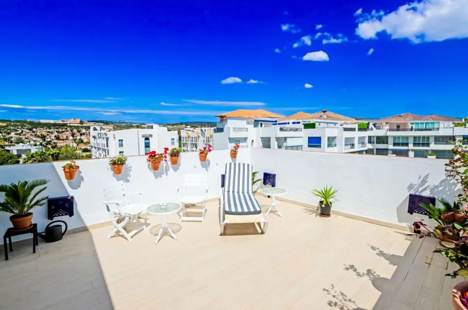 Penthouse z tarasem w Marbelli — zdjęcie