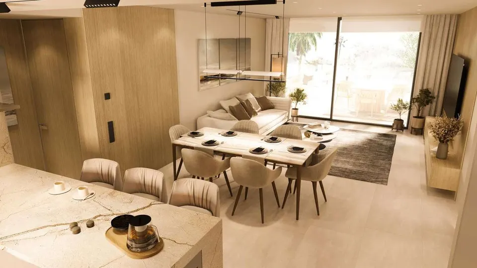 Penthouse z basenem w Esteponie — zdjęcie
