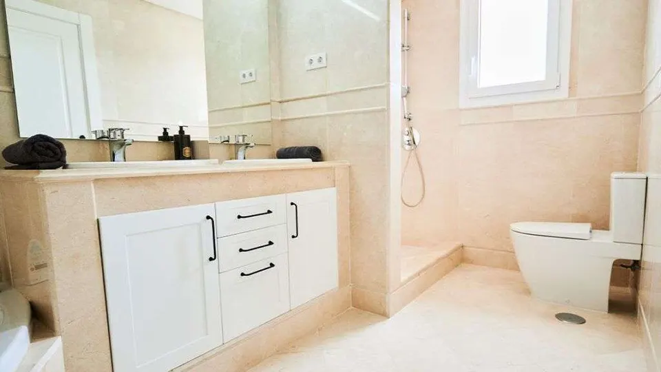 Penthouse w dolinie golfowej w Marbelli — zdjęcie 14 z 16