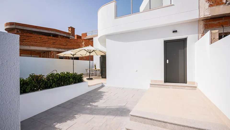 Dom szeregowy w Torrevieja — zdjęcie 5 z 16