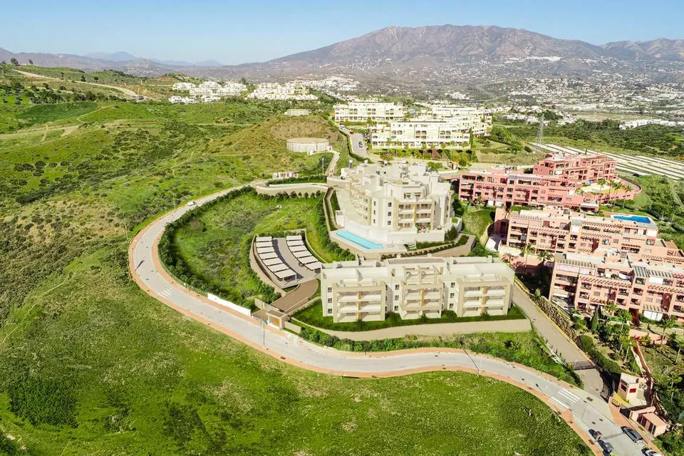 Penthouse z widokiem na morze w Mijas — zdjęcie
