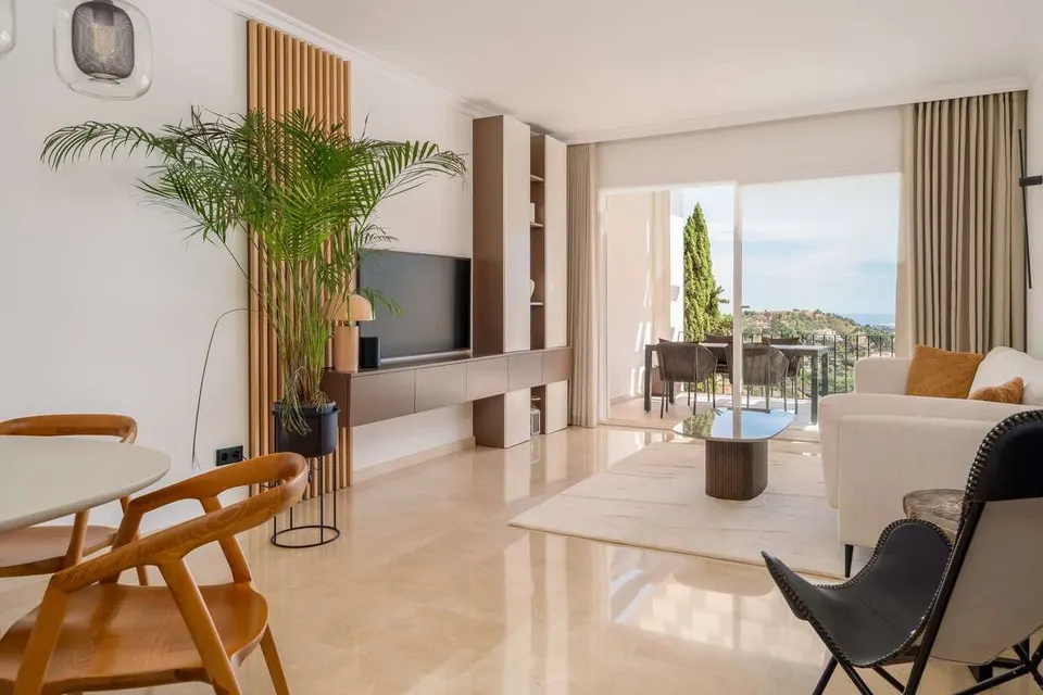 Apartament z widokiem w Benahavis — zdjęcie 3 z 16