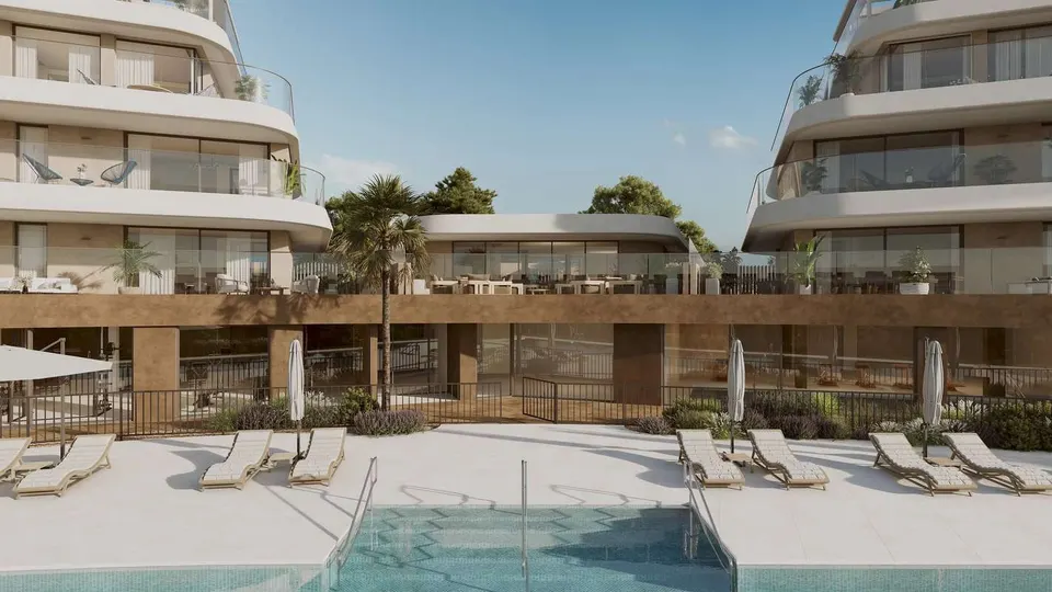Apartamenty z widokiem w Esteponie — zdjęcie