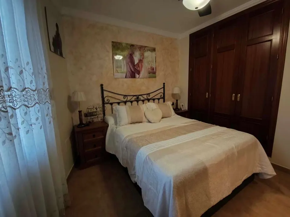 Penthouse z widokiem w Esteponie — zdjęcie