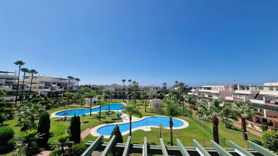 Penthouse z tarasem w Marbelli — zdjęcie