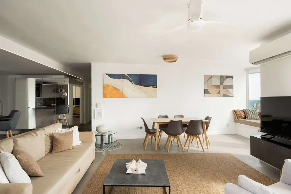 Apartament z tarasem w Benalmádenie — zdjęcie 9 z 16