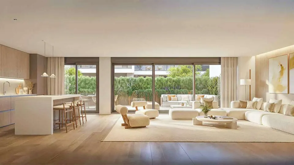 Apartament z prywatnym ogrodem w Marbelli — zdjęcie