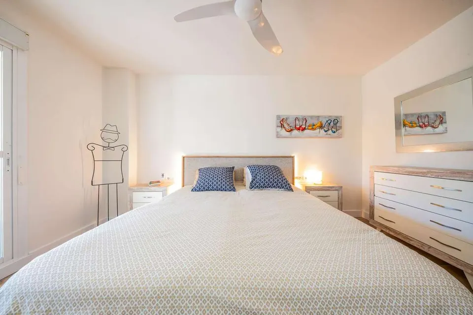 Apartament z tarasem w Marbelli — zdjęcie