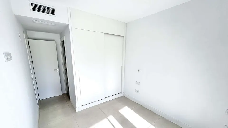 Apartament z ogrodem w Fuengiroli — zdjęcie