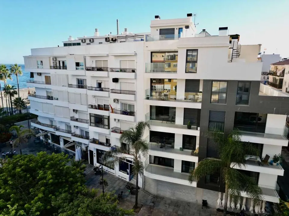Apartament przy plaży w Esteponie — zdjęcie 1 z 6