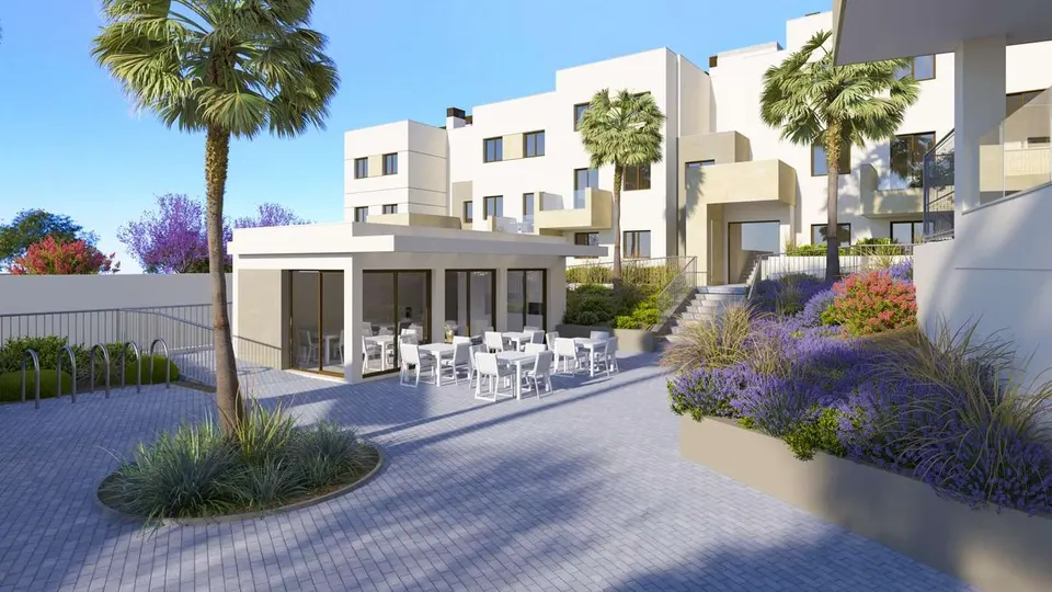 Penthouse z tarasem w Esteponie — zdjęcie