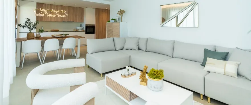 Apartamenty z widokiem na morze w Mijas Costa — zdjęcie