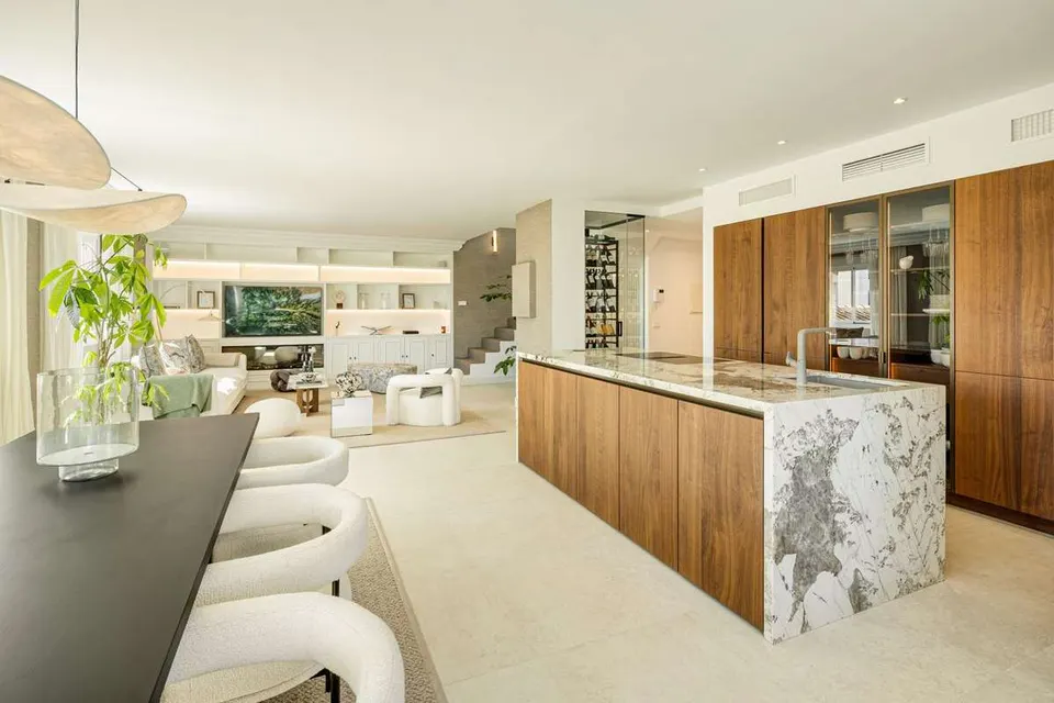 Penthouse z widokiem na morze w Marbelli — zdjęcie