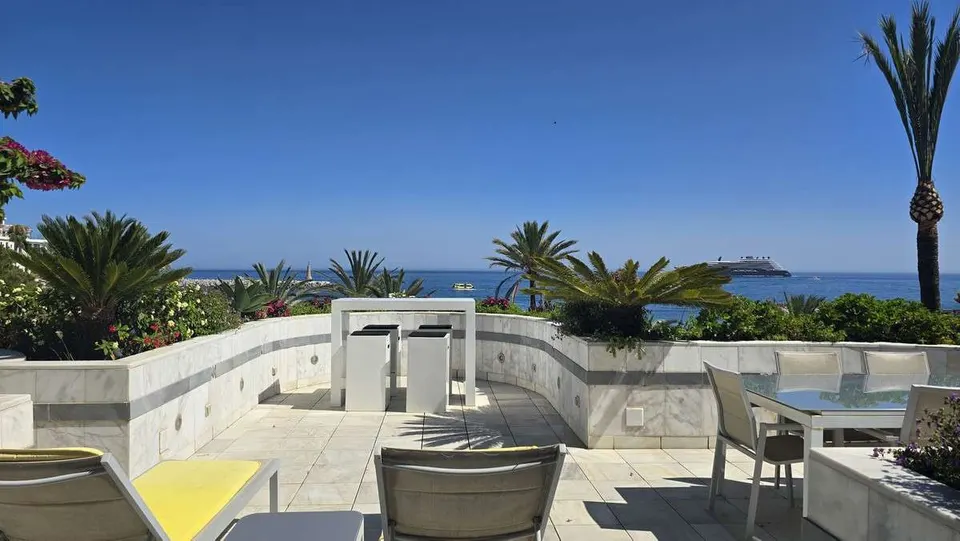 Apartament przy plaży w Marbelli — zdjęcie