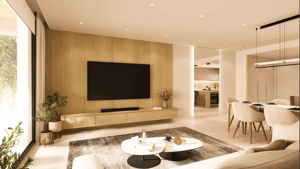 Penthouse z basenem w Esteponie — zdjęcie