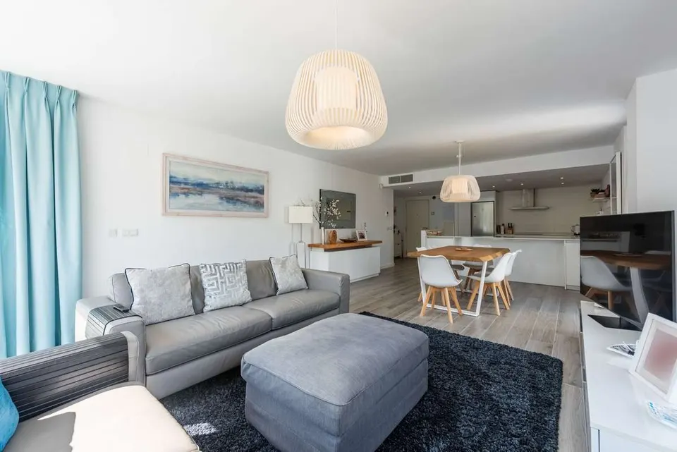 Penthouse z tarasem w Benahavís — zdjęcie