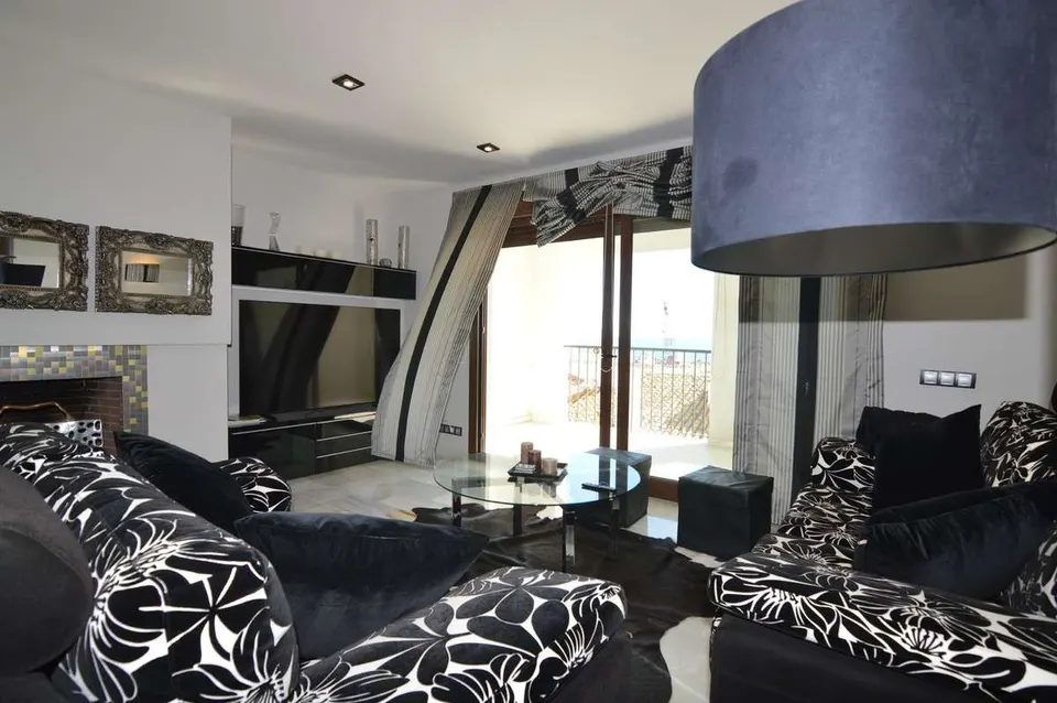 Apartament z widokiem na morze w Marbelli — zdjęcie