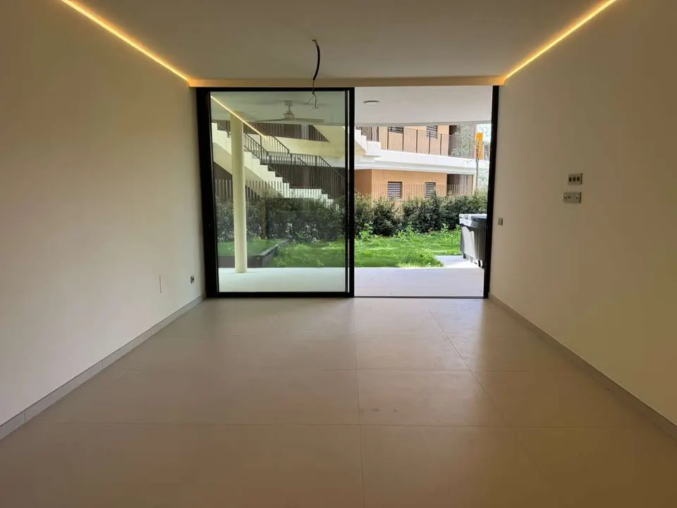 Apartament z ogrodem w Fuengiroli — zdjęcie