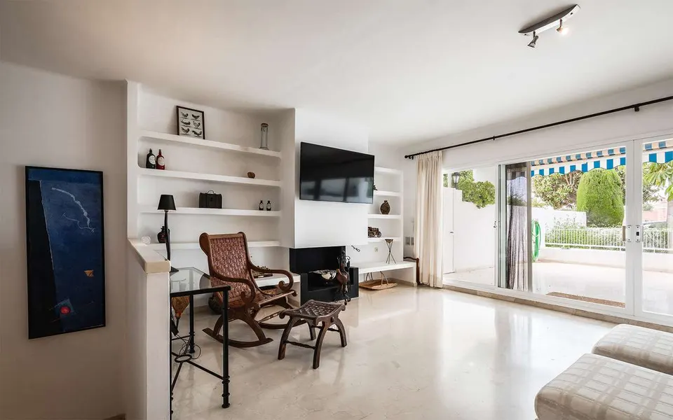 Apartament z basenem w Marbelli — zdjęcie