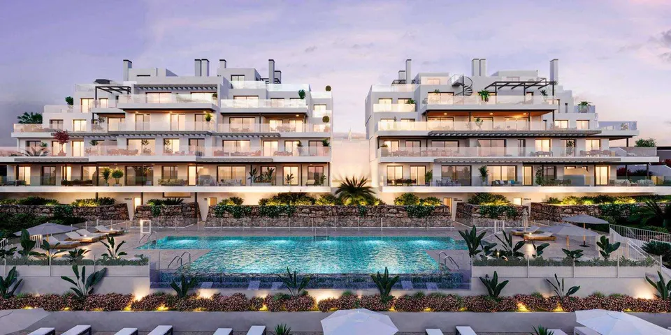 Penthouse z tarasem w Esteponie — zdjęcie