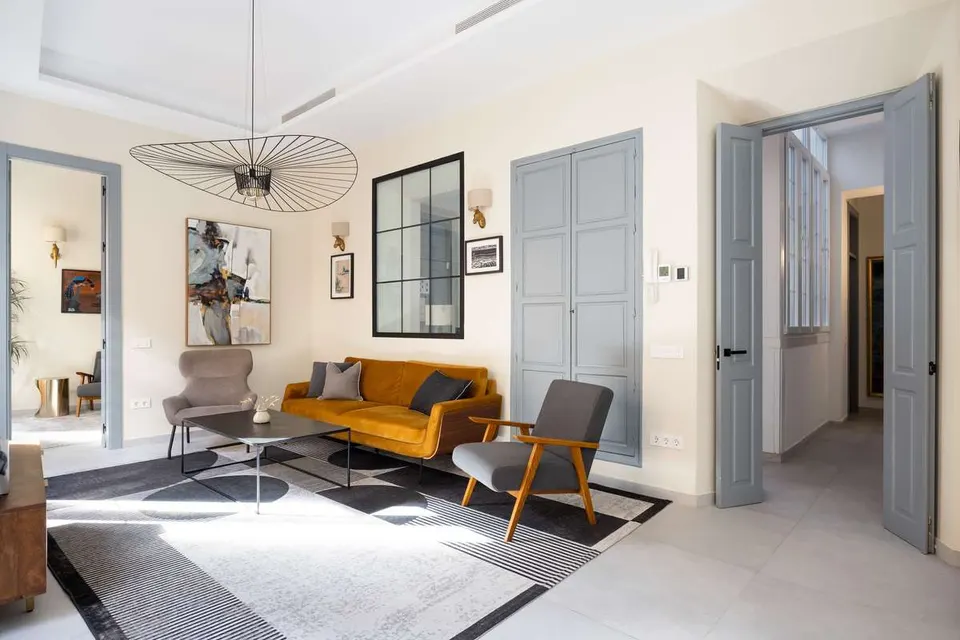 Apartament z odrestaurowanym charakterem w Maladze — zdjęcie 6 z 16