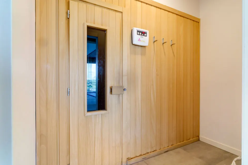 Apartament z basenami w Benahavís — zdjęcie